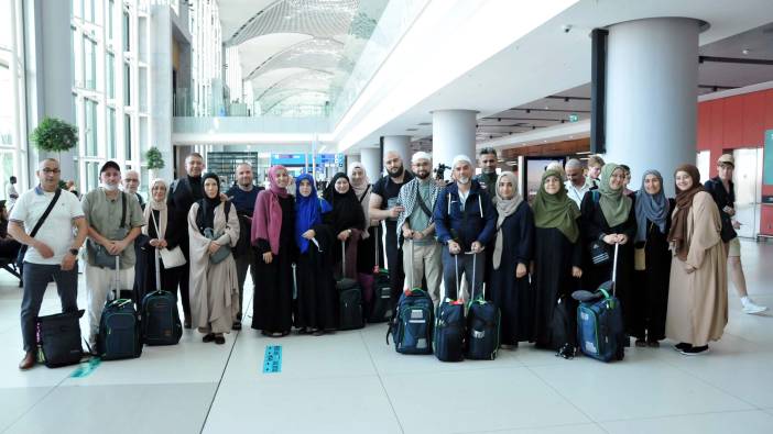 İlk hacı kafilesi yurda döndü