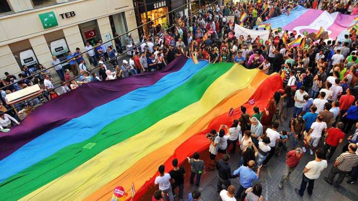 Antalya valiliği LGBT yürüyüşüne izin vermedi