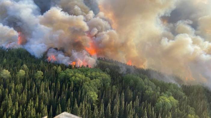 Kanada orman yangınlarına teslim