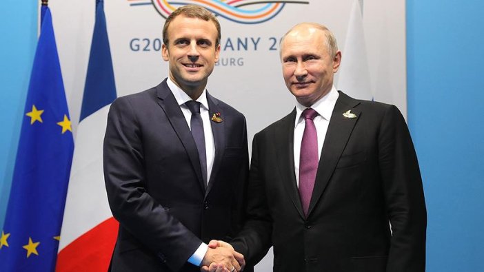 Putin, Macron ile Suriye’yi görüştü