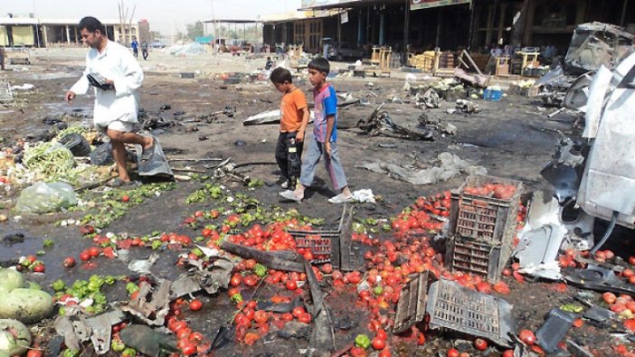 Musul'un batısında halk pazarı vuruldu: 20 ölü