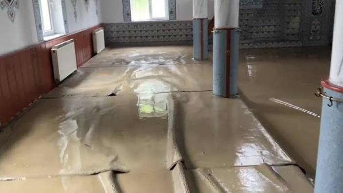 Zonguldak'ta cami sular altında kaldı