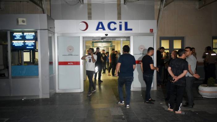 İhbara giden yunus ekibi otomobille çarpıştı: 1’i ağır 2 polis yaralı