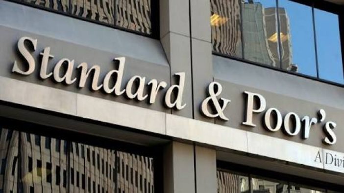 S&P Türkiye'nin kredi notunu düşürdü