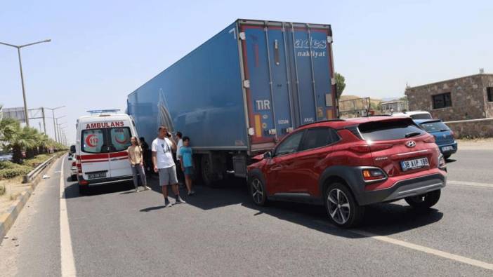 Manisa'da zincirleme kaza: 2 yaralı