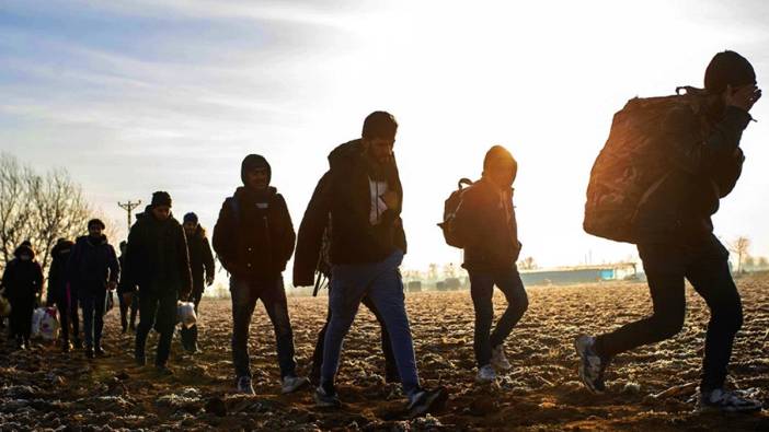 Kocaeli'de 138 düzensiz göçmen ülkesine gönderildi