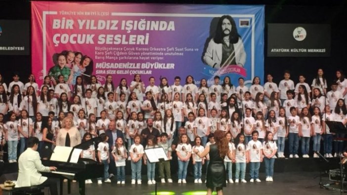 Çocuklar ‘Barış Abi’lerinin şarkılarını seslendirdi