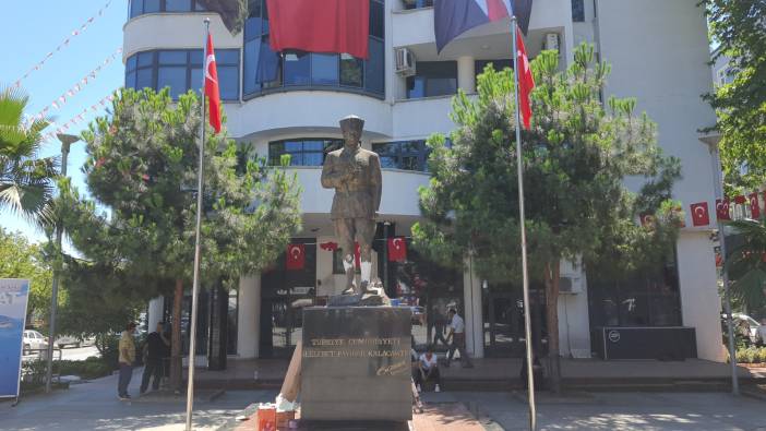 Atatürk heykeline saldıran şüpheli gözaltına alındı