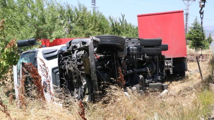 Afyonkarahisar’da ilginç kaza: Yaralılar var