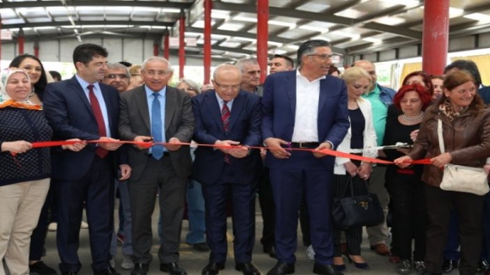 Kadın Emeği Pazarı’nda tezgahlar kuruldu