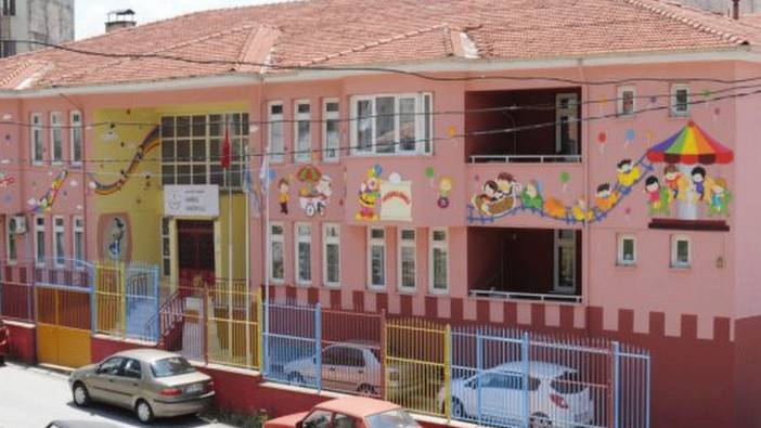 Anaokulunun bahçe duvarı çöktü