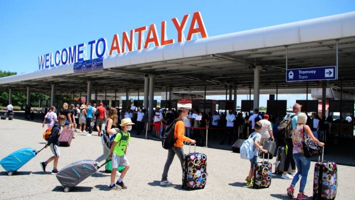 Antalya Havalimanı rekor tazeledi