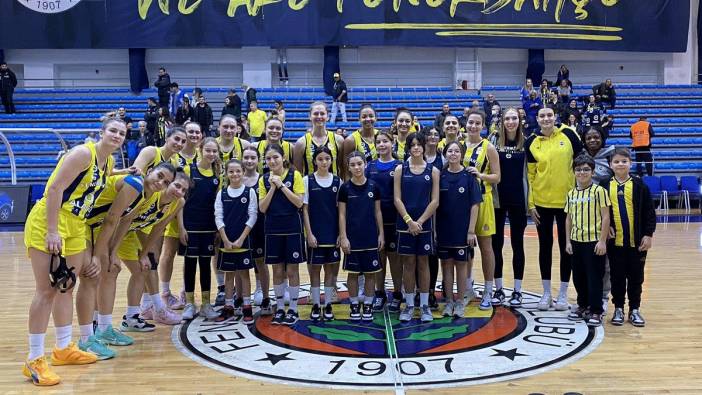 Fenerbahçe'de 6 isimle yollar ayrıldı