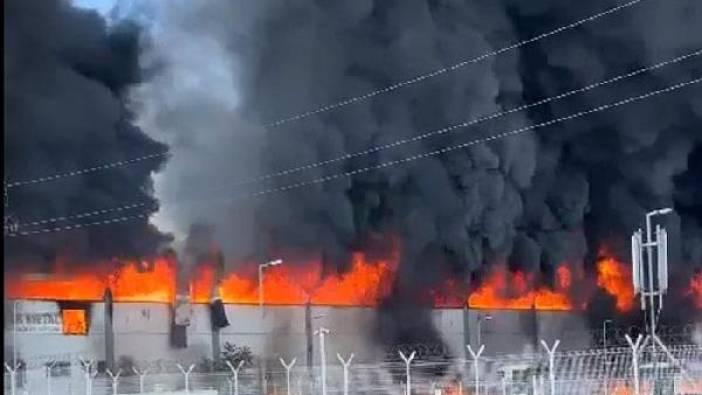 Denizli'de geri dönüşüm tesisinde yangın