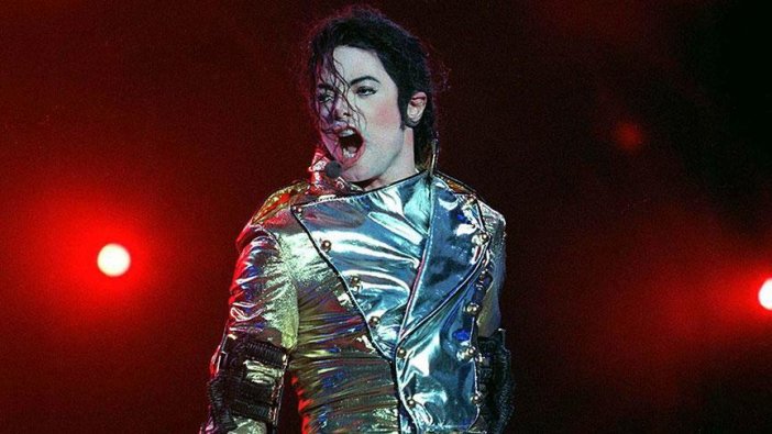 Michael Jackson'ın 45 derecelik duruşunun sırrı çözüldü