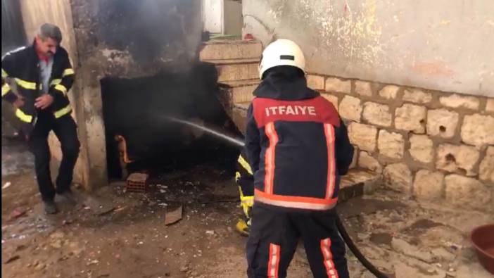 Siirt'te bir evin deposunda yangın çıktı