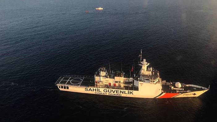 Antalya açıklarında göçmenleri taşıyan sürat teknesi battı