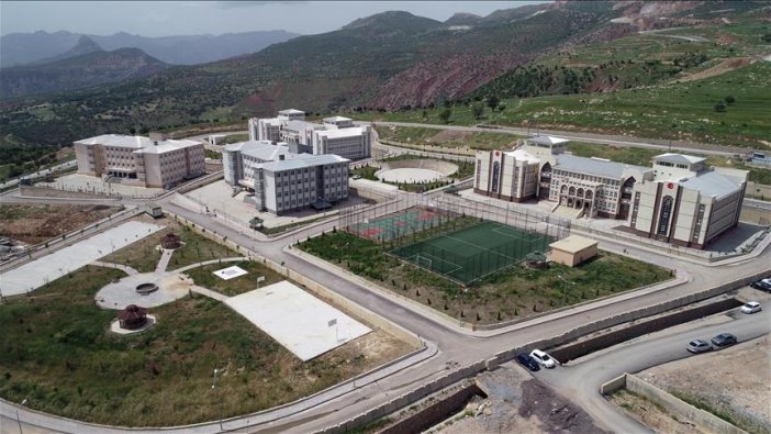 Teröristlerin yıktığı okulların yerine modernleri yükseliyor