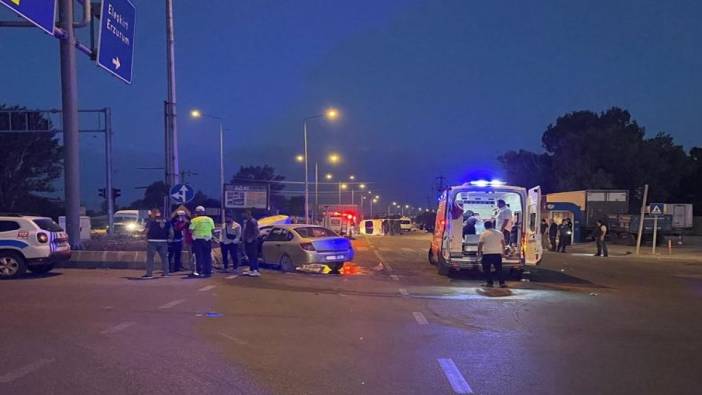 Ağrı'da trafik kazası: 1 yaşındaki bebek hayatını kaybetti 16 yaralı