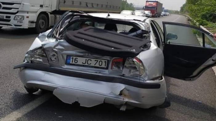 TIR otomobile arkadan çarptı: 5 yaralı