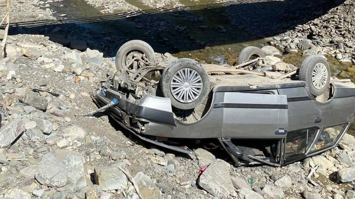 Kastamonu'da virajı alamayan otomobil köprüden uçtu