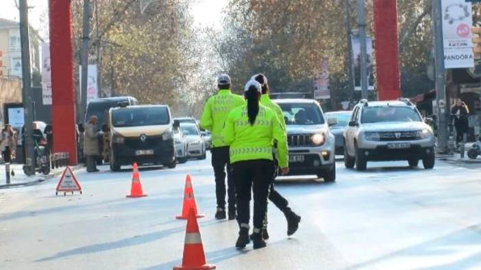 Kadıköy'deki trafik denetiminde 1 milyona yakın ceza kesildi
