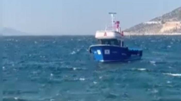 Alabora olan gezi teknesinde 1 kişi hayatını kaybetti
