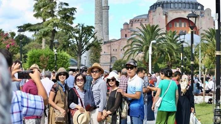İstanbul turist sayısında son 10 yılın rekorunu kırdı
