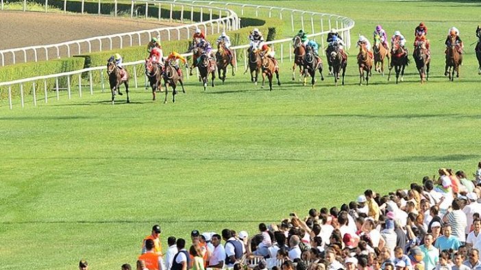 Gazi Koşusunu 'Hep Beraber' adlı safkan kazandı
