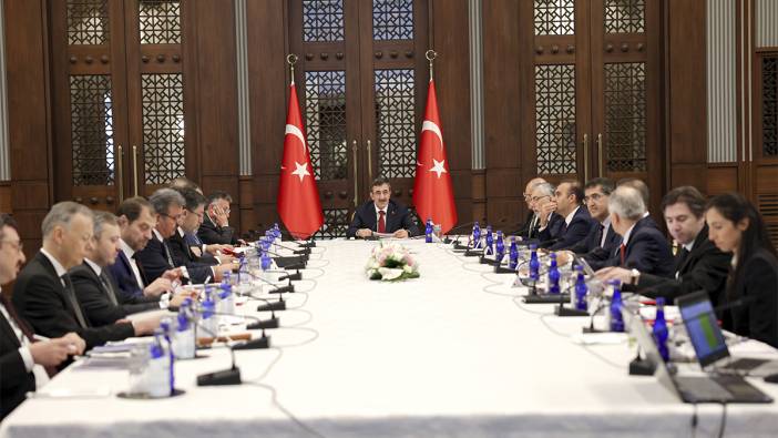 Kritik toplantı başladı: Orta Vadeli Program'da neler olacak?