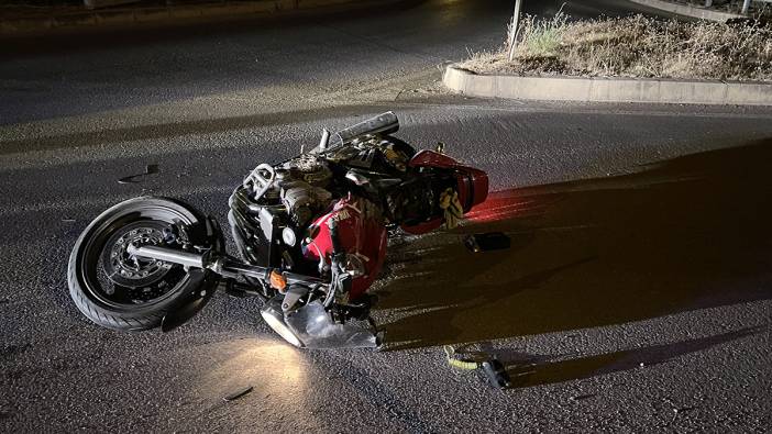 Kaldırıma çarpan motosikletin yabancı uyruklu sürücüsü öldü