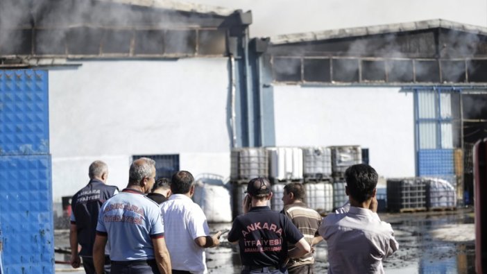 Başkent'te fabrika yangını