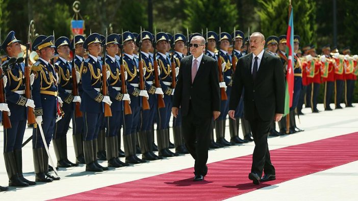 Erdoğan ilk resmi ziyaret için Azerbaycan'da