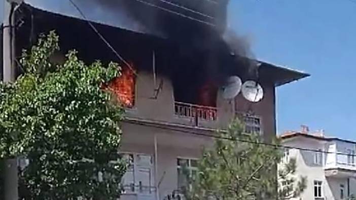 Böyle evlat düşman başına... Harçlık alamadı evi yaktı