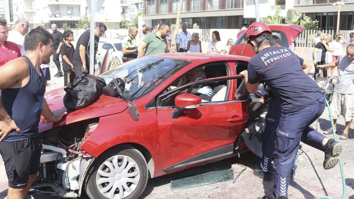 Antalyasporlu Naldo’ya kaza şoku: Oğlu ağır yaralı