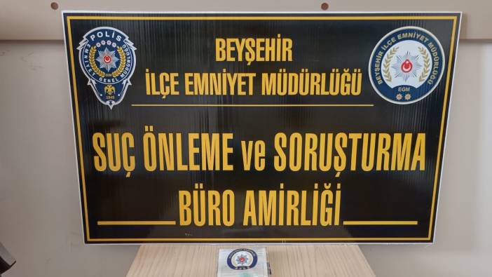 Uyuşturucuyla polise yakalandı