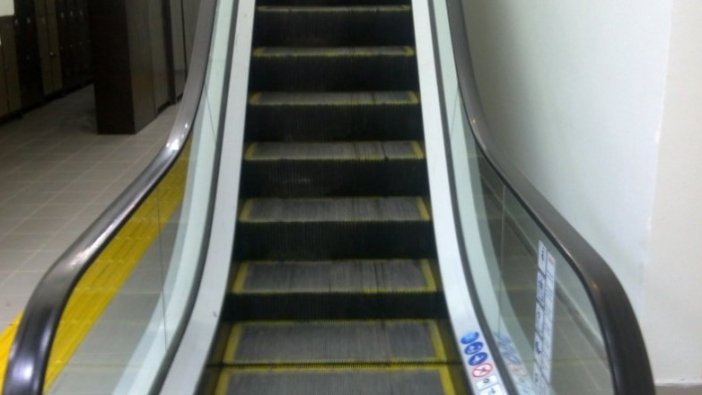 Yaşlı ve engellilere yürüyen merdiven