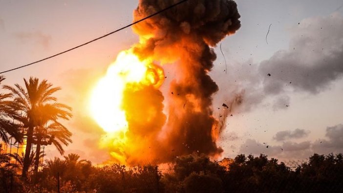 İsrail Gazze’ye saldırı başlattı