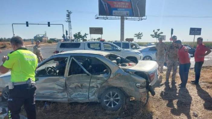 Şanlıurfa'da iki otomobil çarpıştı: 1 ölü, 5 yaralı