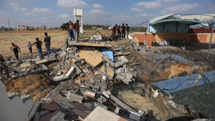 İsrail Gazze'de 150 noktayı vurdu
