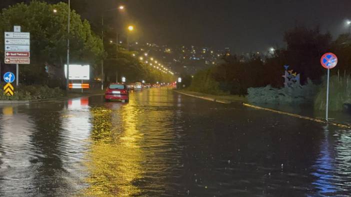 Samsun’da aşırı yağış okulları tatil etti