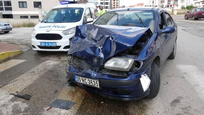 Uşak'ta trafik kazası: 1'i bebek 7 kişi yaralandı