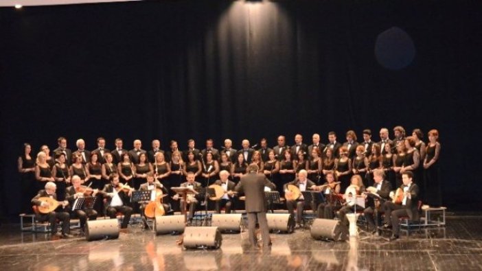 Bayrampaşa Musiki Cemiyeti büyüledi