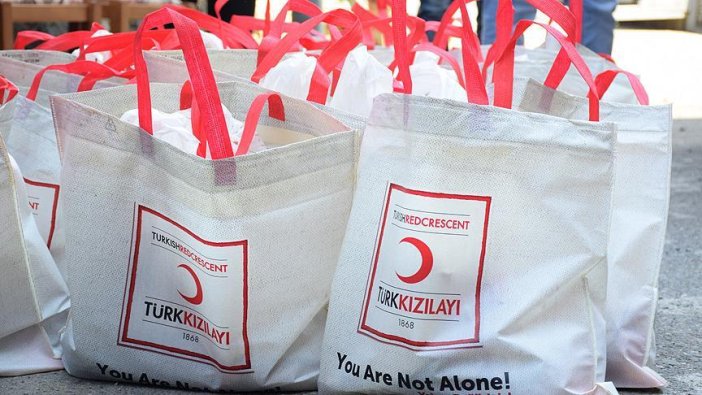 Türk Kızılay'ı 40 ülkede kurban kesimlerine başladı