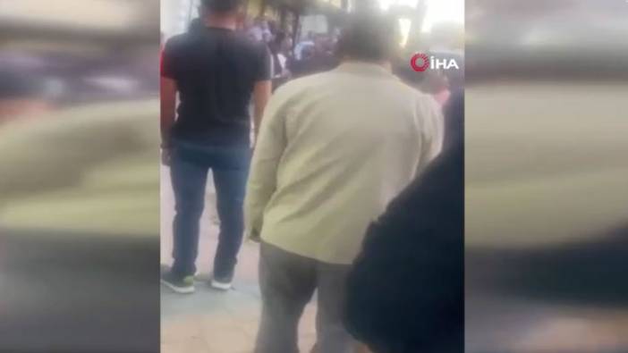 Dükkan sahibiyle müşteri arasındaki kavga kamerada