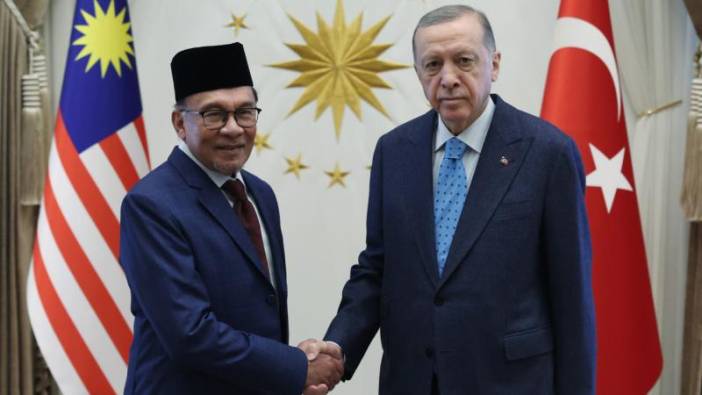 Erdoğan, Malezya Başbakanı Enver İbrahim ile görüştü