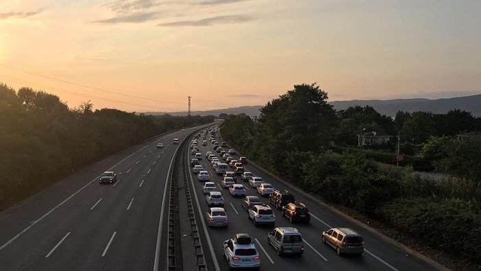 Tatilciler dönüş yolunda