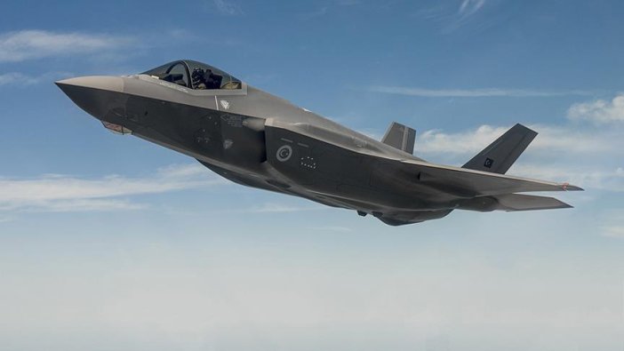 F-35'in kokpitinde Türk pilot