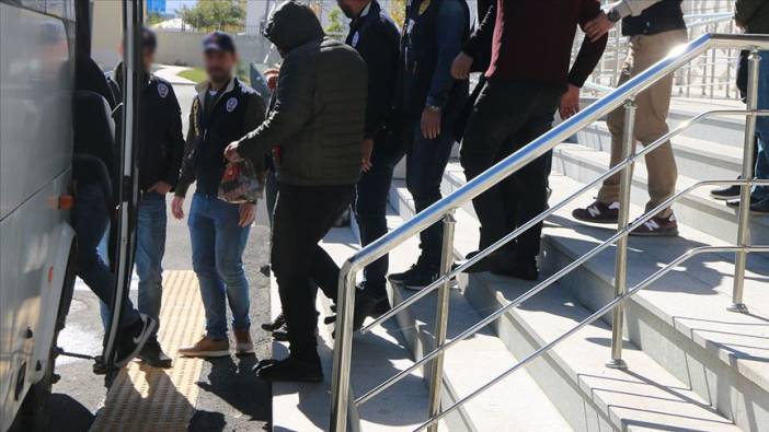 Edirne'de 22 insan kaçakçısı tutuklandı
