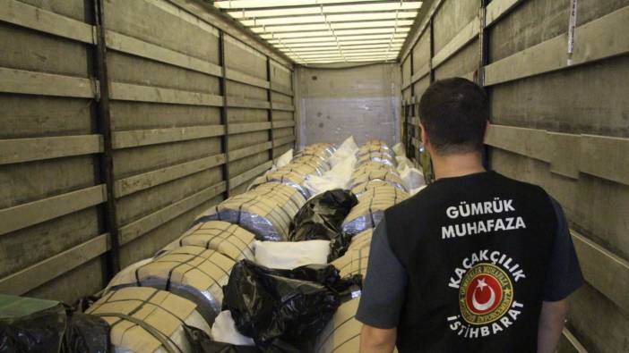 Kapıkule'de, 887 kilo kaçak çay ele geçirildi